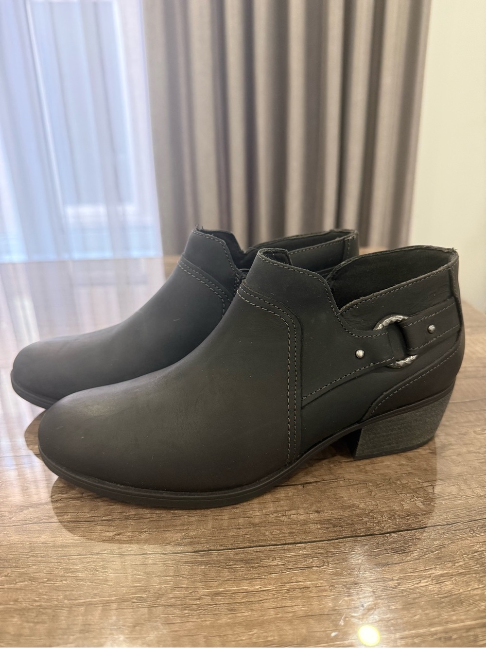 Clarks Collection Adalynn Faye Black Ankle Booties Size 8.5 M